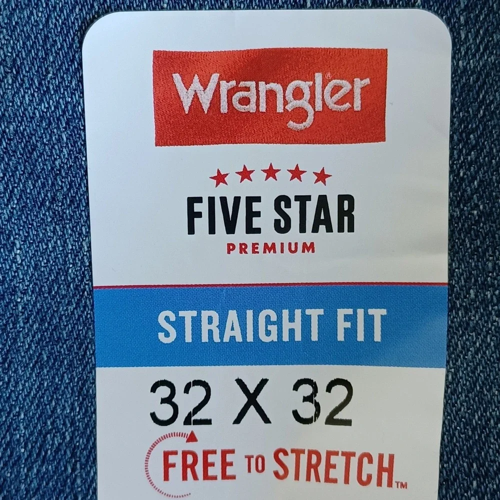 Wrangler 5 Star Straight Fit Men Jeans 32x32 Free to Stretch Blue Denim NWT NEW‎
